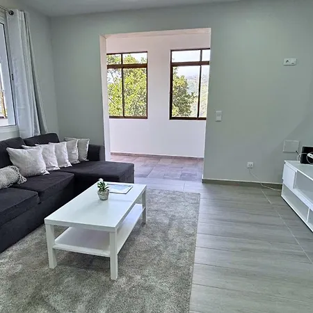 Ninho's Sea View By Sam Daire Ribeira Brava