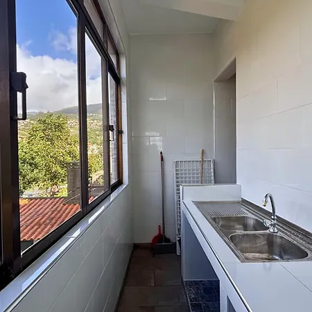 Ninho's Sea View By Sam Lägenhet