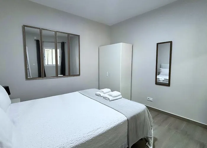 Apartman Ninho's Sea View By Sam *